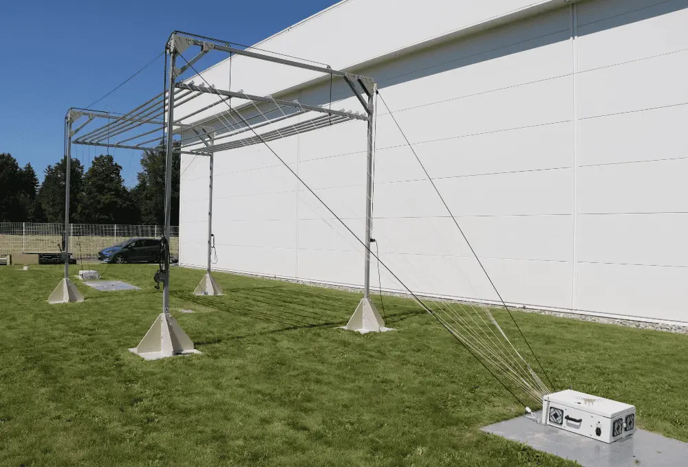 E_H FIELD GENERATORS 1